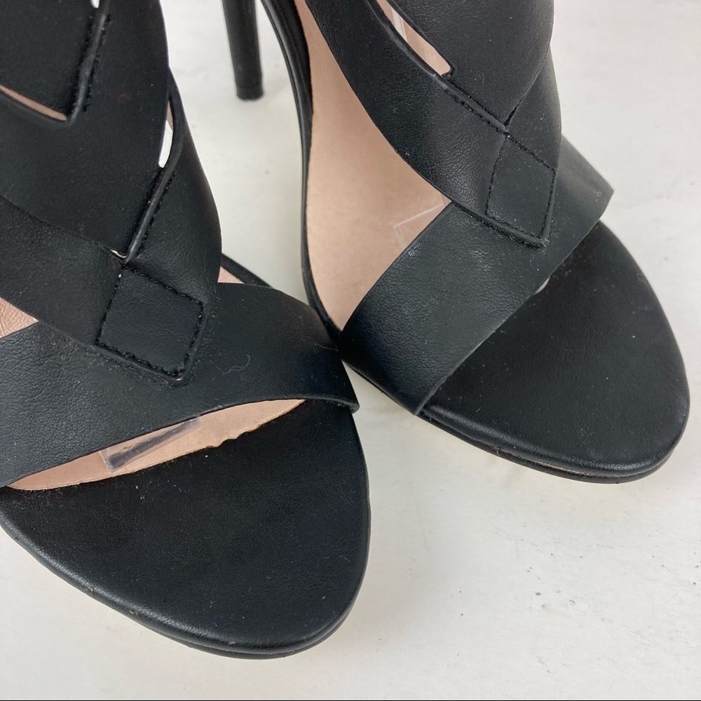 MACHI Black Strappy Boadan Heels/ Sandals   Size 7 - Picture 9 of 14